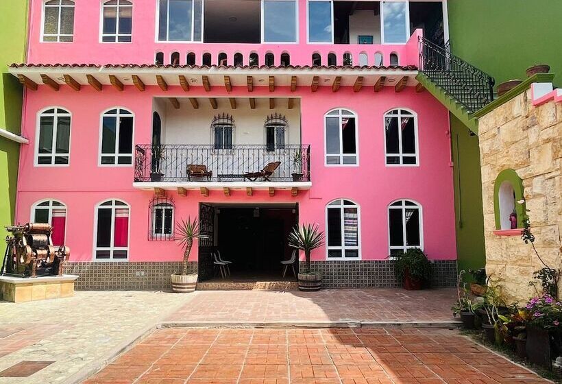 هتل Casona Lulá