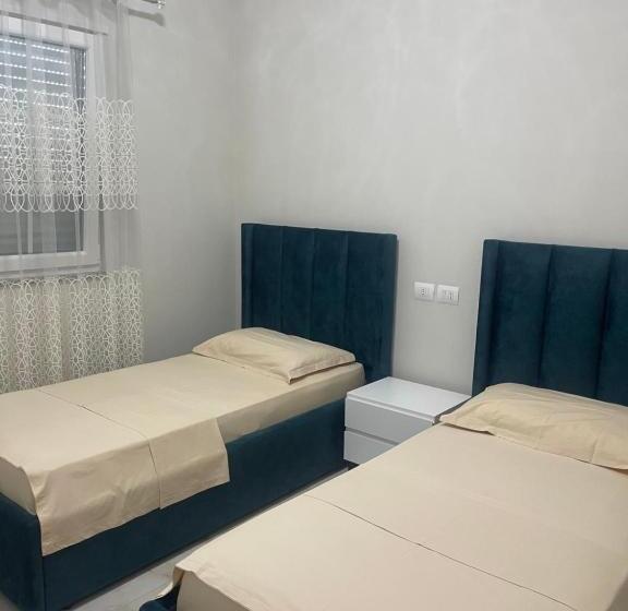 هتل Frenki S Residence