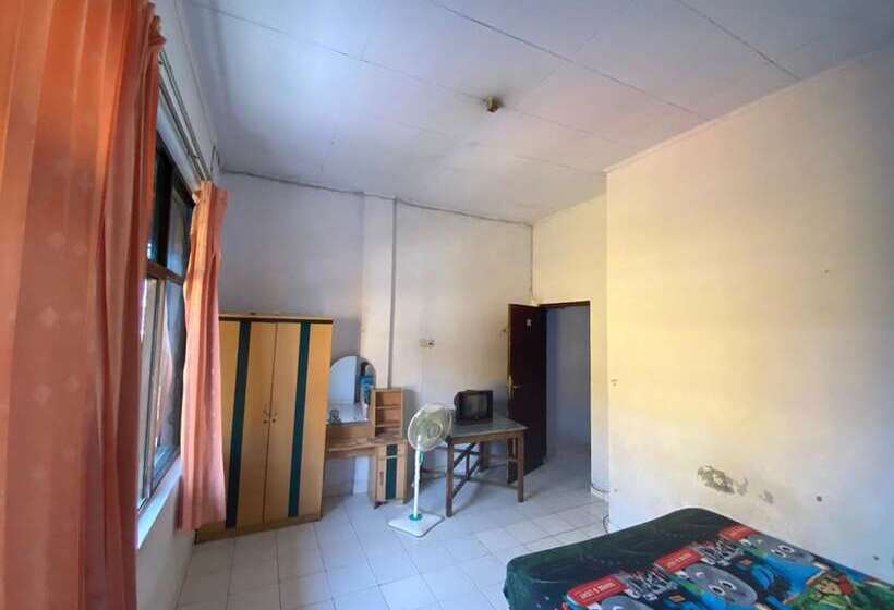 هتل Bulusaraung Homestay Makassar