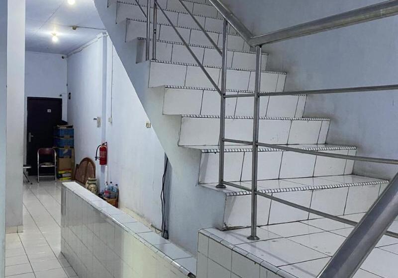 هتل Bulusaraung Homestay Makassar