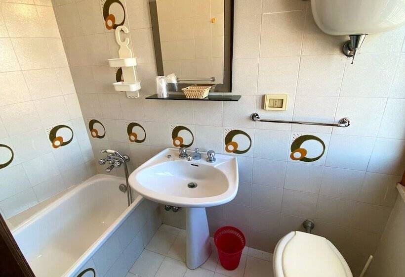 هاستل Umbria Green