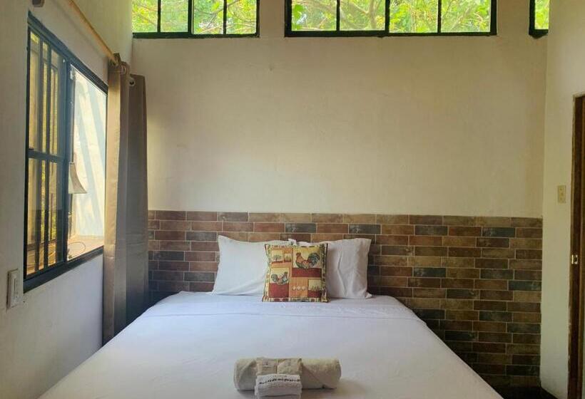 هتل Hostal Raices De Mi Pueblo