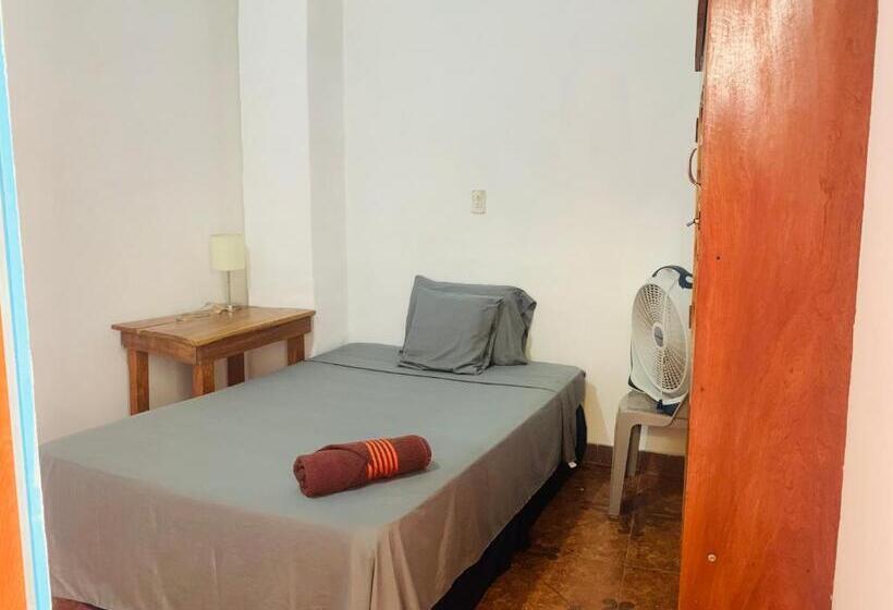 هتل Hostal Raices De Mi Pueblo