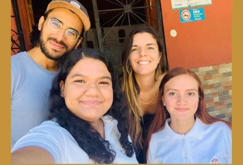 هتل Hostal Raices De Mi Pueblo