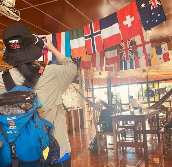 هتل Hostal Raices De Mi Pueblo