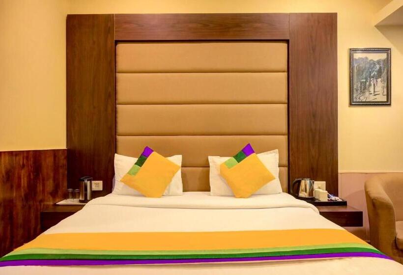 בית מלון כפרי Itsy By Treebo  Himshri