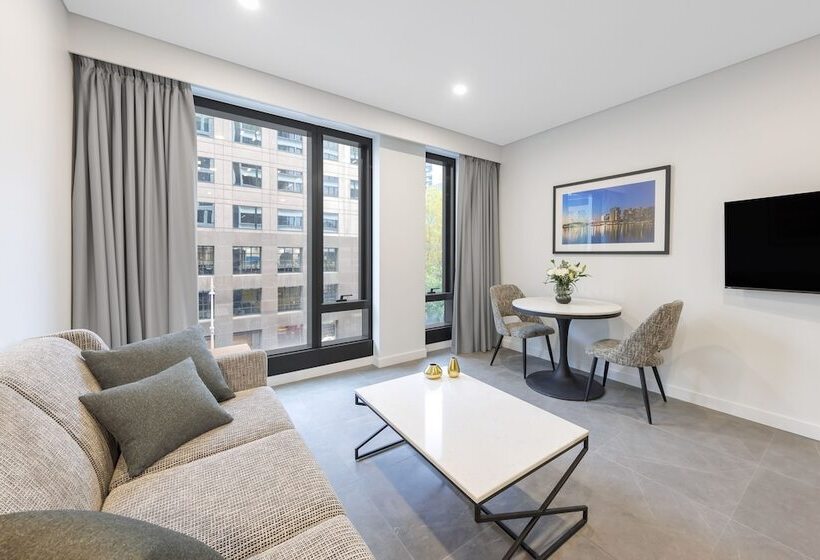 هتل Meriton Suites Melbourne