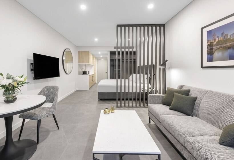 هتل Meriton Suites Melbourne