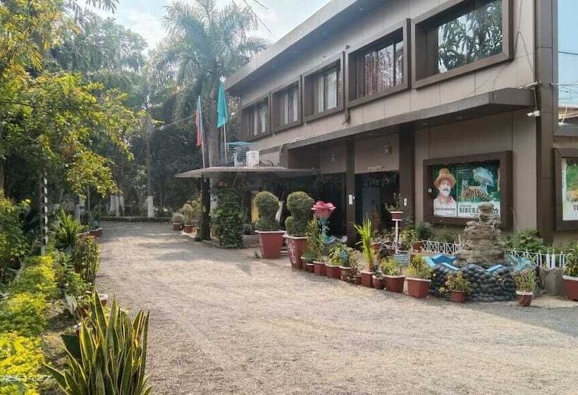 فندق Nirmal Chhaya Nature Resort
