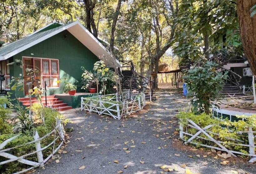 فندق Nirmal Chhaya Nature Resort