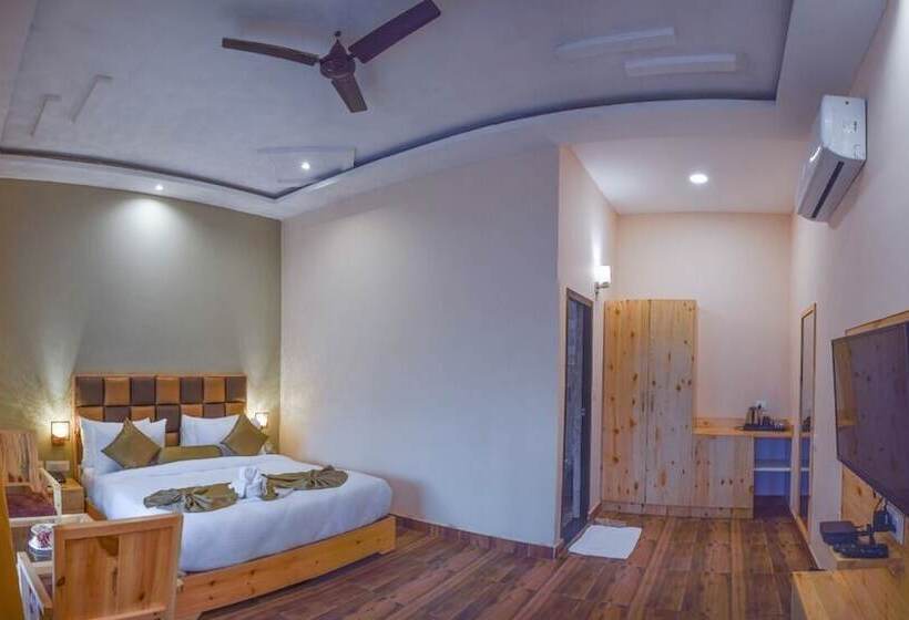 فندق The Tattwaa Corbett Spa & Resort