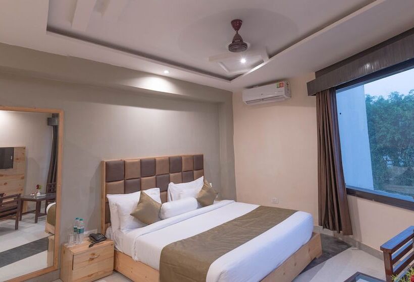 فندق The Tattwaa Corbett Spa & Resort