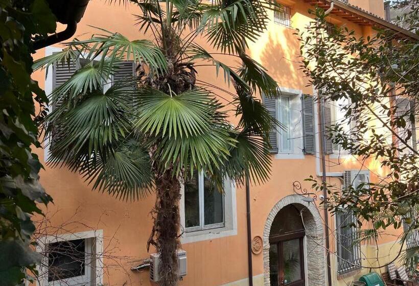 پانسیون A Casa Di Paola