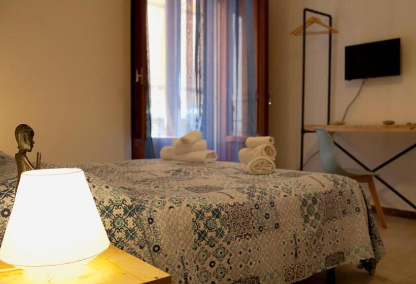 تختخواب و صبحانه Area 12 Bb