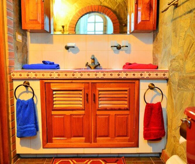 تختخواب و صبحانه Hostal Cuba