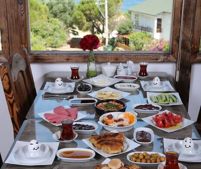 هتل Arya Karaburun