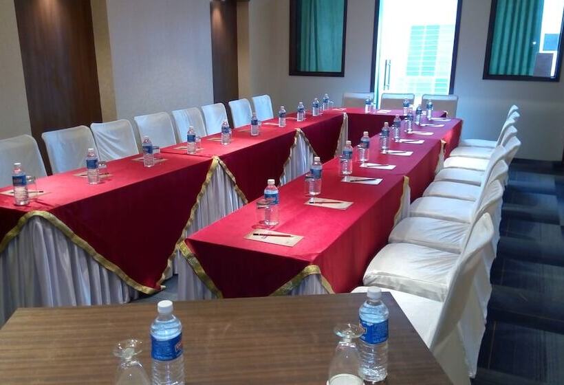 Fotos del hotel Gandharva- A Green:  4