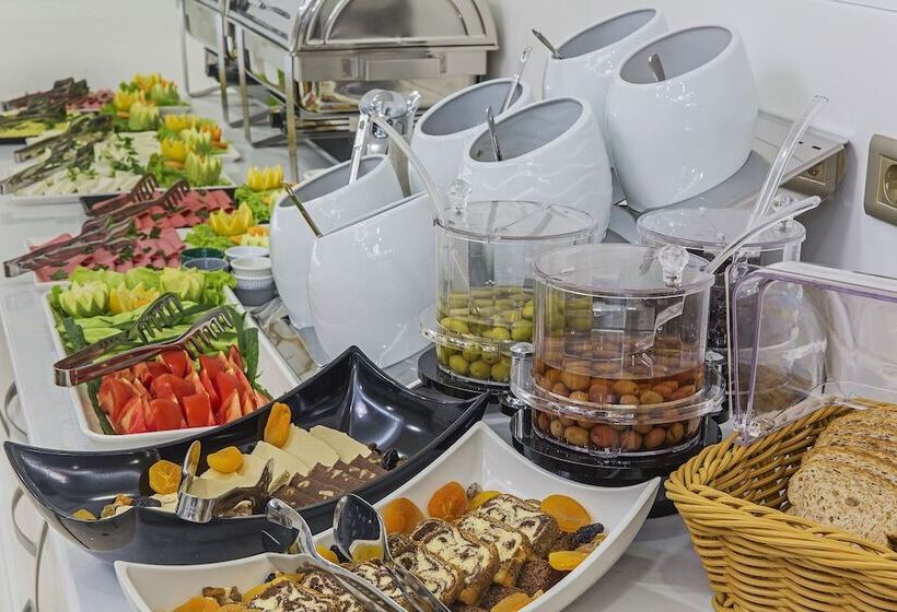 Fotos del hotel Grand Naki:  36