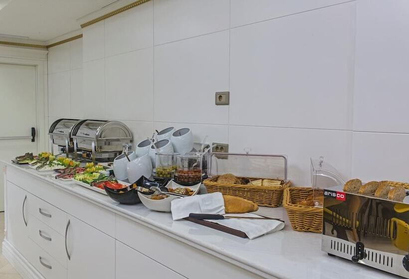 Fotos del hotel Grand Naki:  45