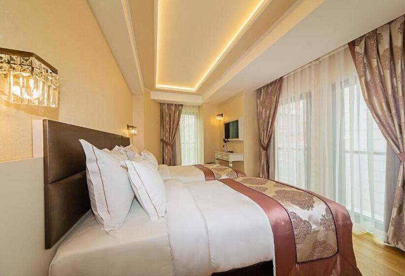 Fotos del hotel Grand Naki:  2