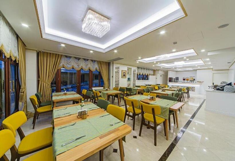 Fotos del hotel Grand Naki:  47