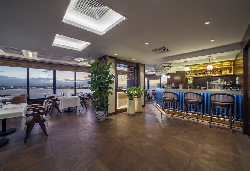 Fotos del hotel Holiday Inn Istanbul  Tuzla Bay, An Ihg:  23