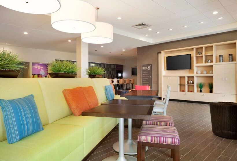 هتل Home2 Suites By Hilton Charlotte Airport