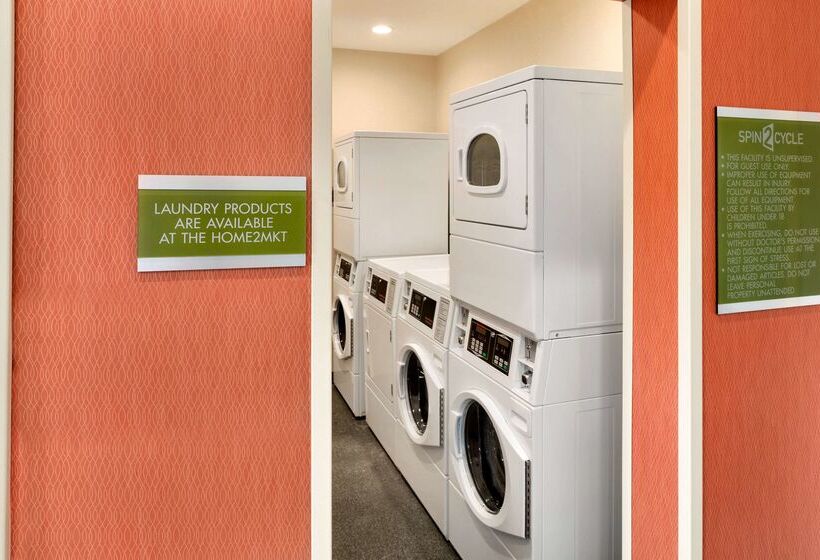 هتل Home2 Suites By Hilton Charlotte Airport