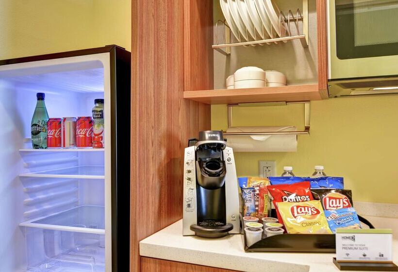 هتل Home2 Suites By Hilton Charlotte Airport