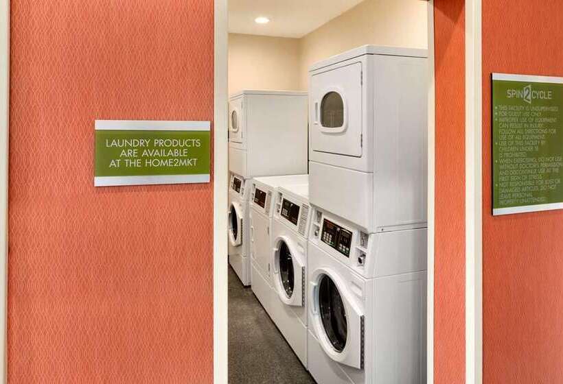 هتل Home2 Suites By Hilton Charlotte Airport