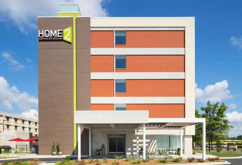 هتل Home2 Suites By Hilton Charlotte Airport