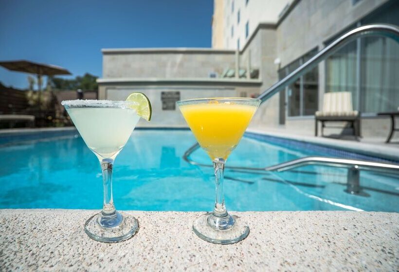 هتل Hyatt Place Celaya