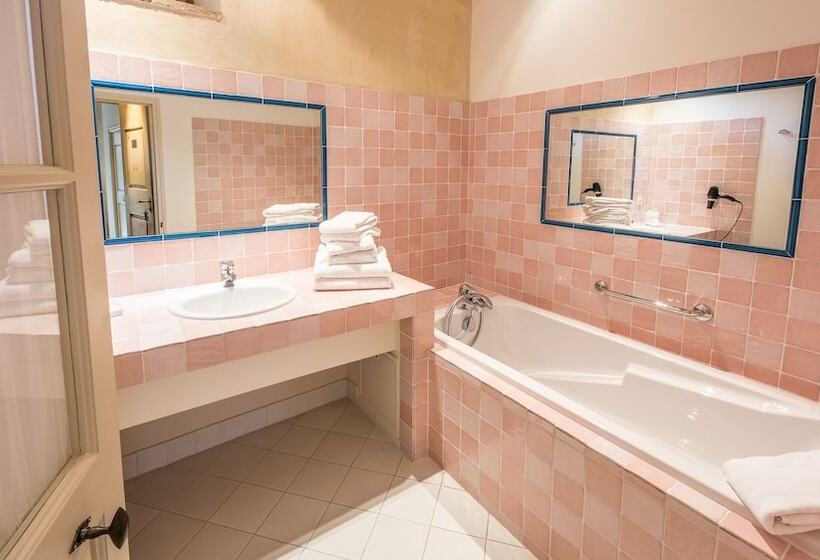 هتل Le Champ Des Oiseaux Hôtel & Spa