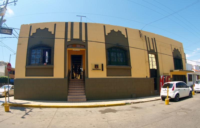 ホテル Mexico
