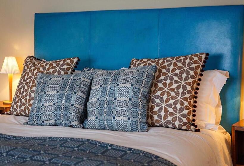 فندق The Assembly House