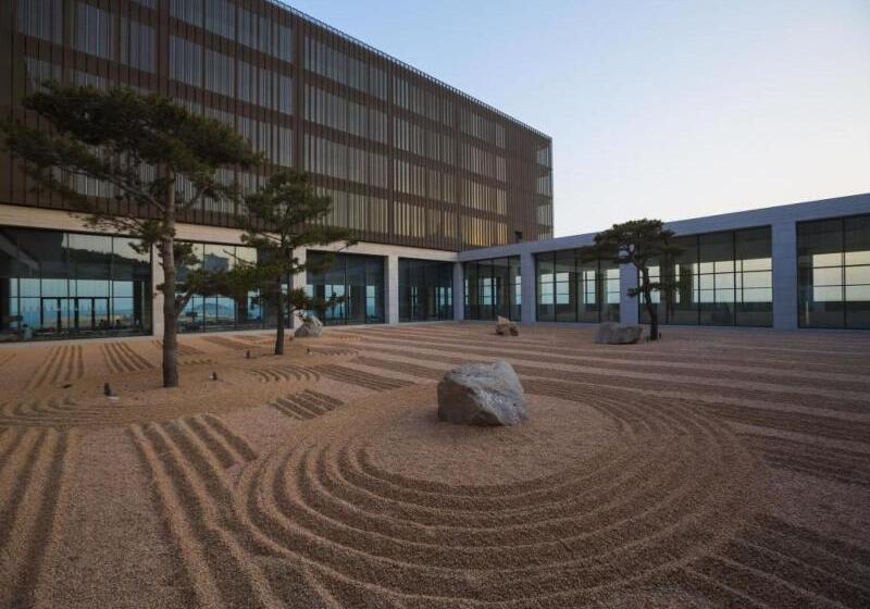 هتل The Lalu Qingdao