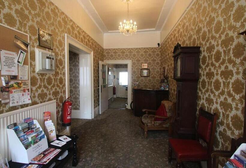 پانسیون Spring Garden Guest House