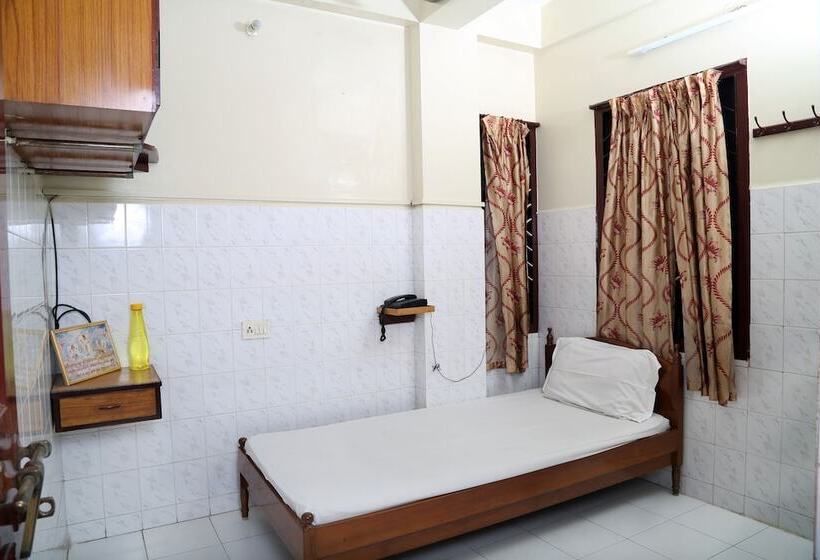 پانسیون Thangam Balaji Guest House  Near Us Consulate