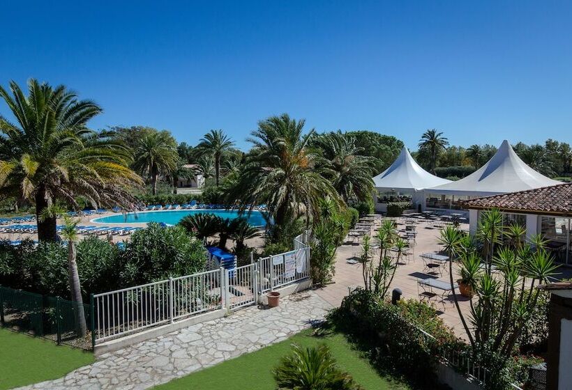Sowell Family Port Grimaud