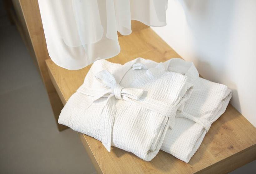 Achillion Suites