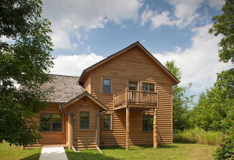 تختخواب و صبحانه Chanticleer Cabins