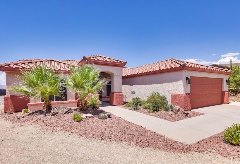 Bullhead City Oasis W/ Fire Pit + Mtn View!