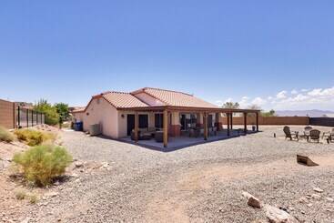 Bullhead City Oasis W/ Fire Pit + Mtn View!