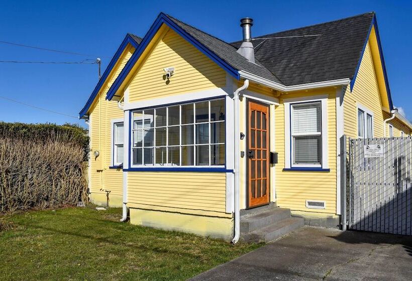 Eureka Cottage Near Sequoia Park & Old Town!