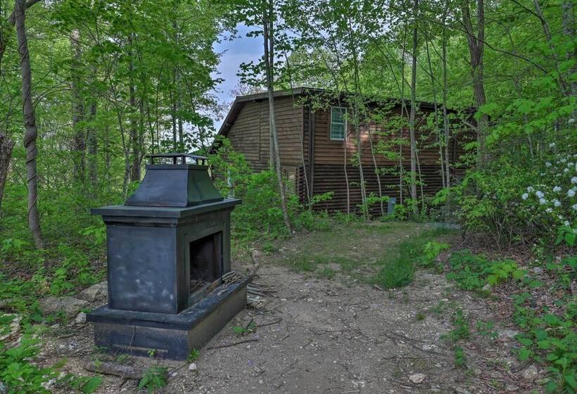 Hendersonville Cabin W/ Deck & Mountain Views