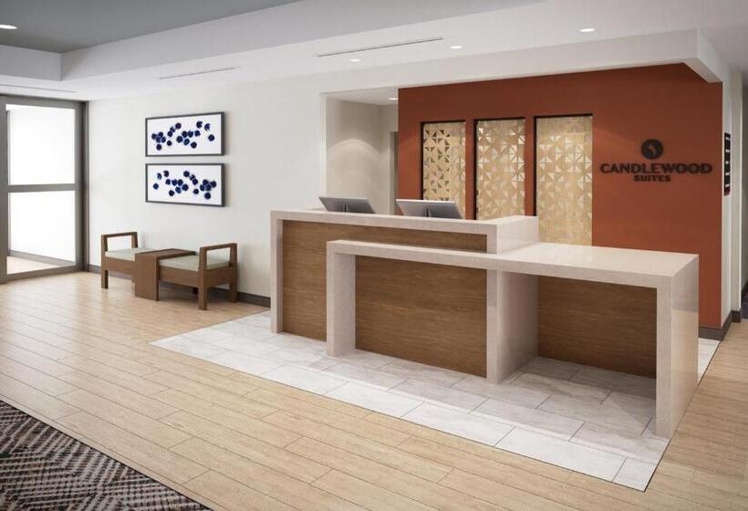 هتل Candlewood Suites Mcpherson, An Ihg