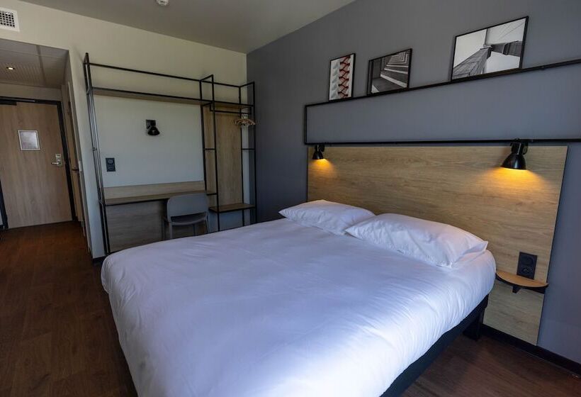 هتل Ibis Marseille Marignane Technopole