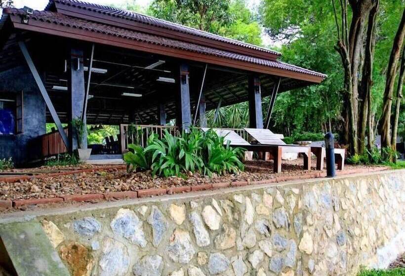 فندق Namsai Resort Kanchanaburi