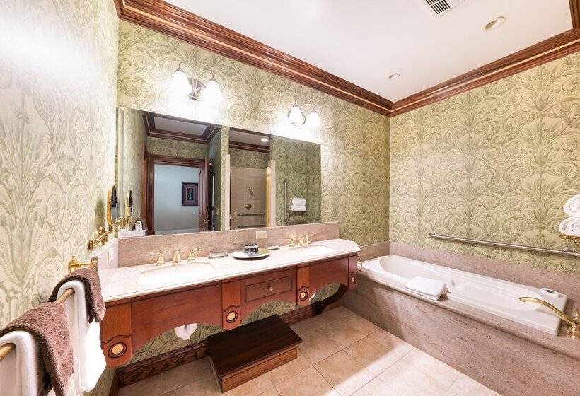 Отель Stock Farm Inn