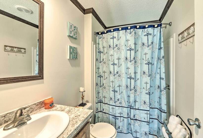 Pelican Place  Coastal Cottage Walk To Back Sound